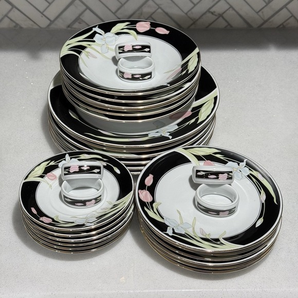 Vintage Fairfield Vanessa China Set Of‎ 30 Napkin Holders And Plates